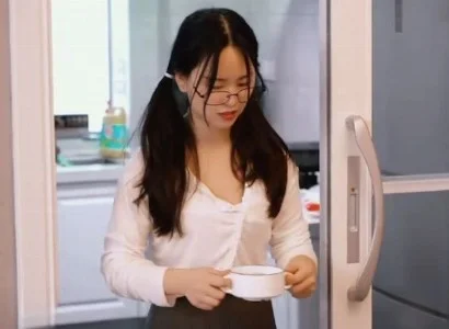 Con gái về quê bị cha dượng thịt